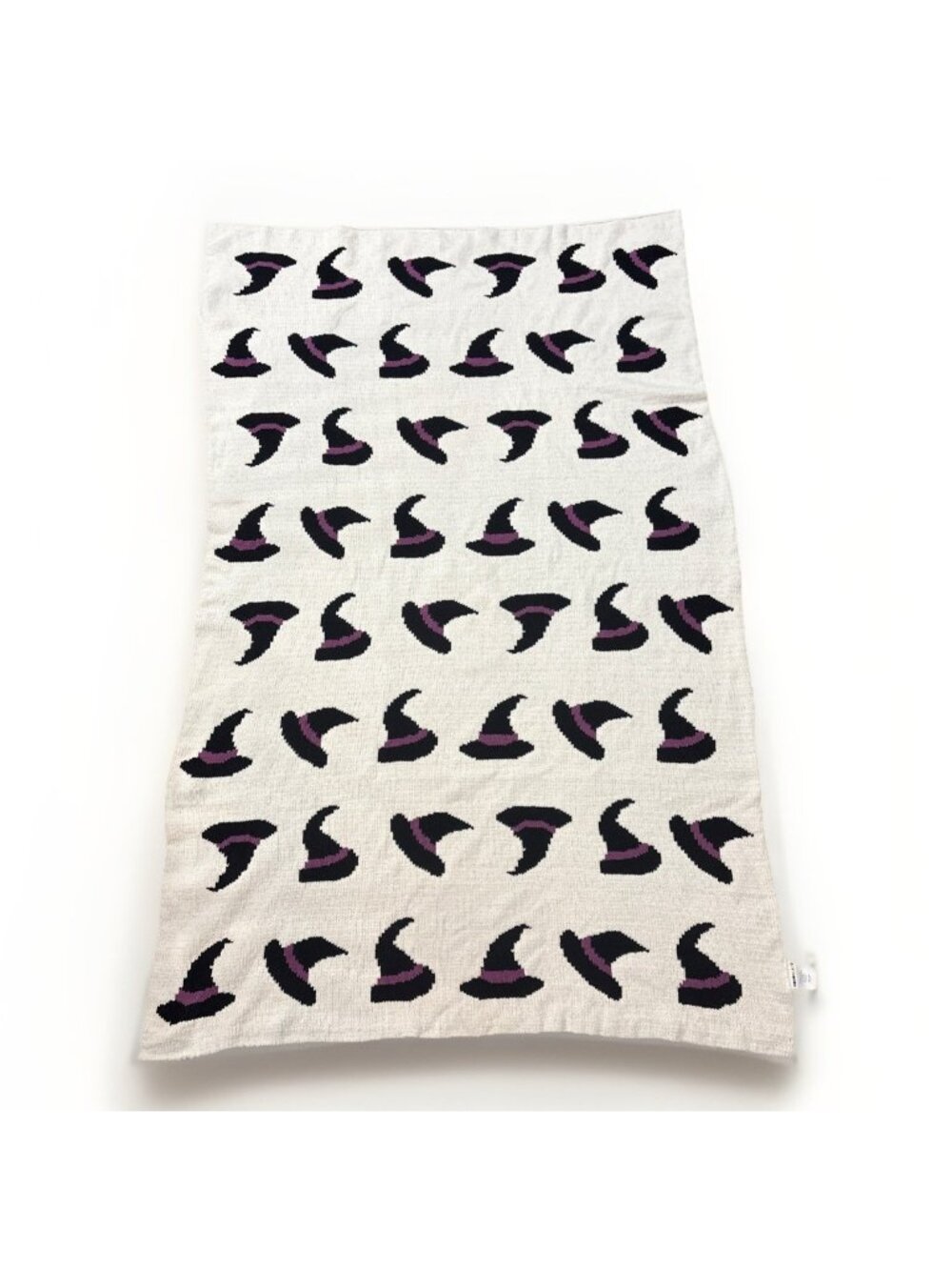 Novogratz Halloween Witch’s Hat Oversized Throw Blanket 50x87” Purple/Black/whit
